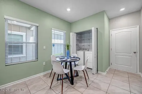 234 Aralia Lane Jacksonville FL 32216