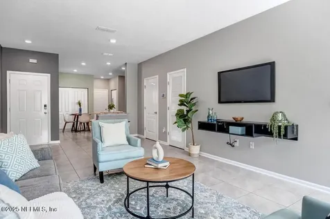 234 Aralia Lane Jacksonville FL 32216