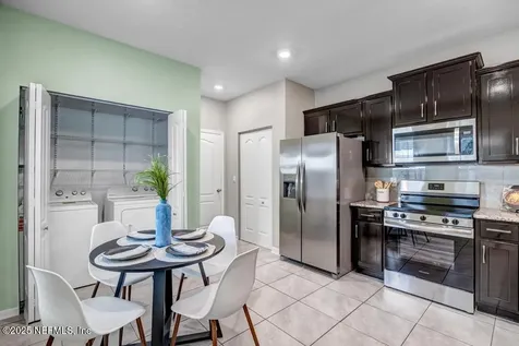 234 Aralia Lane Jacksonville FL 32216