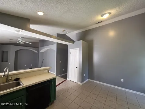 6614 Paragon Street Jacksonville FL 32219