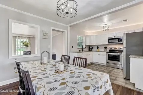 6924 Waikiki Road Jacksonville FL 32216