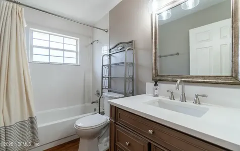 8049 Buchannan Court Jacksonville FL 32244
