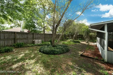 8049 Buchannan Court Jacksonville FL 32244
