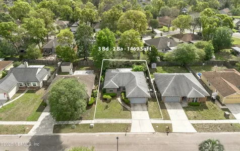8049 Buchannan Court Jacksonville FL 32244