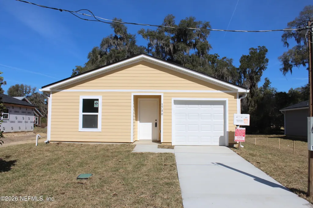 1750 Harring Street Green Cove Springs FL 32043