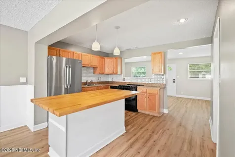 10548 Airport Terrace Drive Jacksonville FL 32225