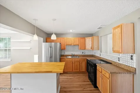 10548 Airport Terrace Drive Jacksonville FL 32225