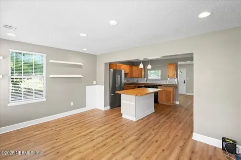 10548 Airport Terrace Drive Jacksonville FL 32225