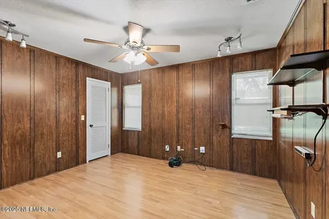 7332 Buckskin Trail S Jacksonville FL 32277