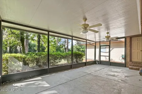 7332 Buckskin Trail S Jacksonville FL 32277