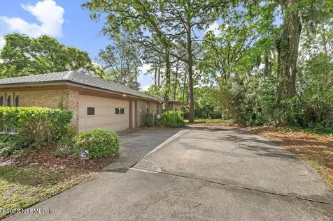 7332 Buckskin Trail S Jacksonville FL 32277