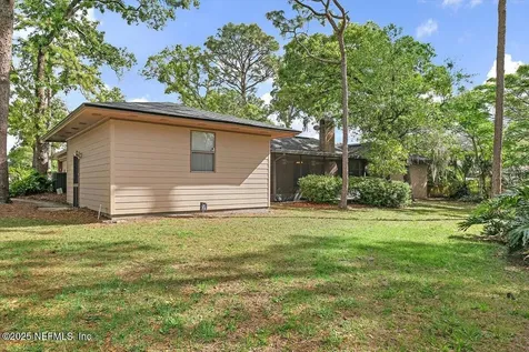 7332 Buckskin Trail S Jacksonville FL 32277