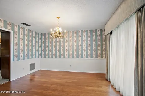 7332 Buckskin Trail S Jacksonville FL 32277