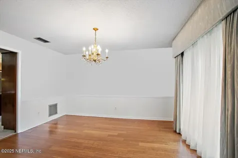 7332 Buckskin Trail S Jacksonville FL 32277