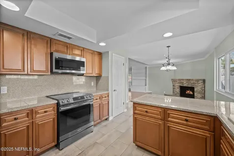 2270 The Woods Drive E Jacksonville FL 32246