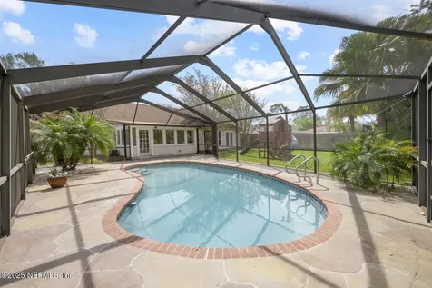 2270 The Woods Drive E Jacksonville FL 32246