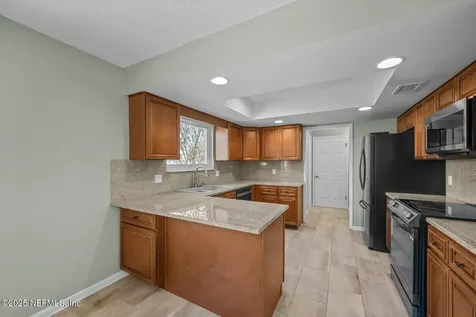 2270 The Woods Drive E Jacksonville FL 32246