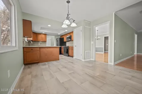 2270 The Woods Drive E Jacksonville FL 32246
