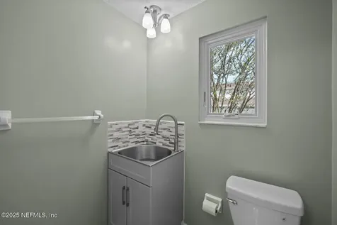 2270 The Woods Drive E Jacksonville FL 32246