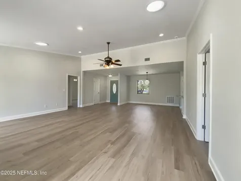 6326 Saradale Court Jacksonville FL 32216