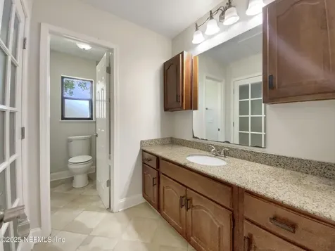 6326 Saradale Court Jacksonville FL 32216