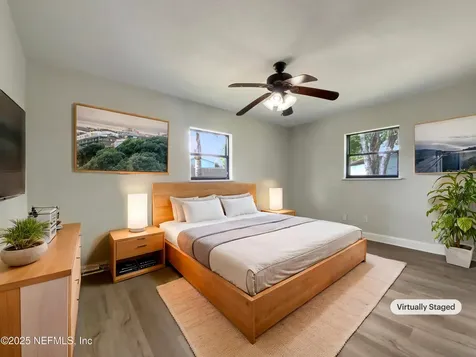 6326 Saradale Court Jacksonville FL 32216
