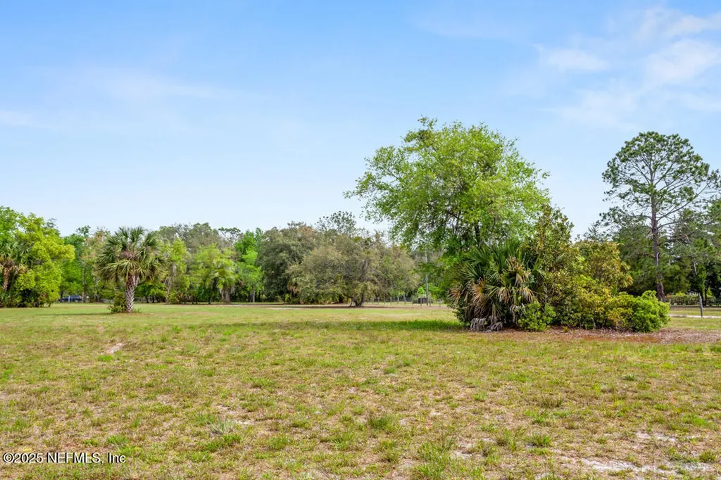 1017 Old Gainesville Highway Interlachen FL 32148