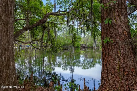 1017 Old Gainesville Highway Interlachen FL 32148