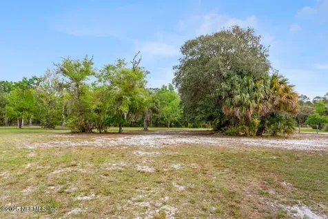 1017 Old Gainesville Highway Interlachen FL 32148