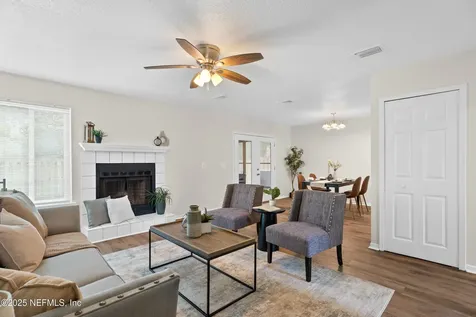 4158 Rollingwood Court Jacksonville FL 32257