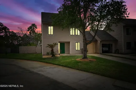 4158 Rollingwood Court Jacksonville FL 32257