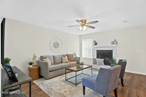 4158 Rollingwood Court Jacksonville FL 32257