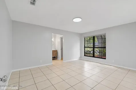 7927 Dwyer Drive Jacksonville FL 32244