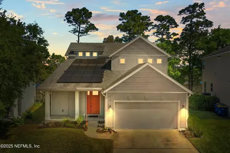 468 Auburn Oaks Road E Jacksonville FL 32218