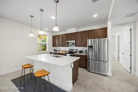 468 Auburn Oaks Road E Jacksonville FL 32218