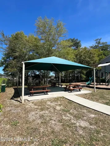 468 Auburn Oaks Road E Jacksonville FL 32218
