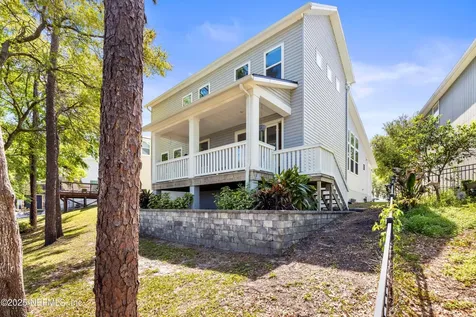 468 Auburn Oaks Road E Jacksonville FL 32218