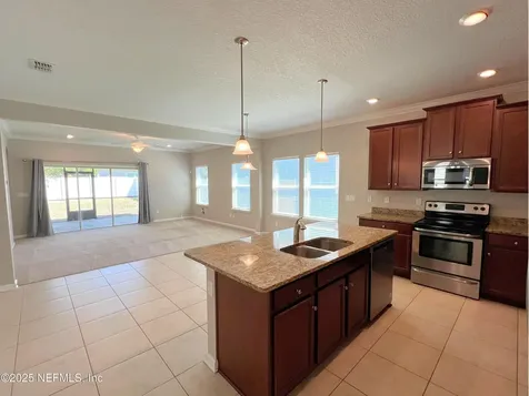 1471 Aspenwood Drive Jacksonville FL 32211