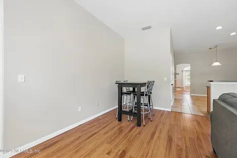10016 Kings Crossing Drive Jacksonville FL 32219