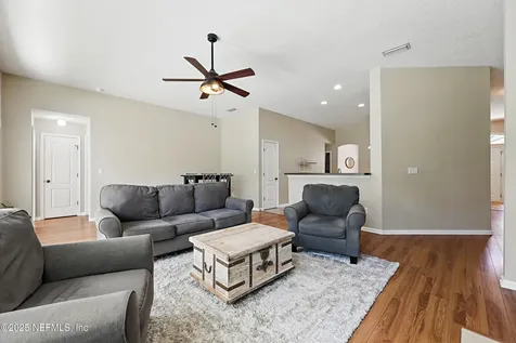 10016 Kings Crossing Drive Jacksonville FL 32219
