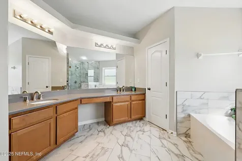 10016 Kings Crossing Drive Jacksonville FL 32219