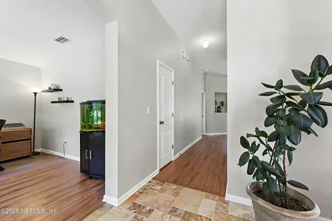 10016 Kings Crossing Drive Jacksonville FL 32219