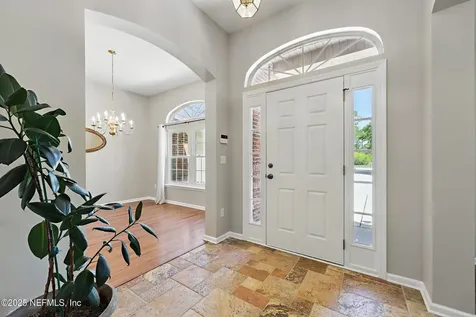 10016 Kings Crossing Drive Jacksonville FL 32219