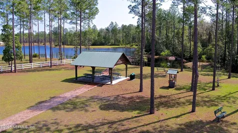 10016 Kings Crossing Drive Jacksonville FL 32219