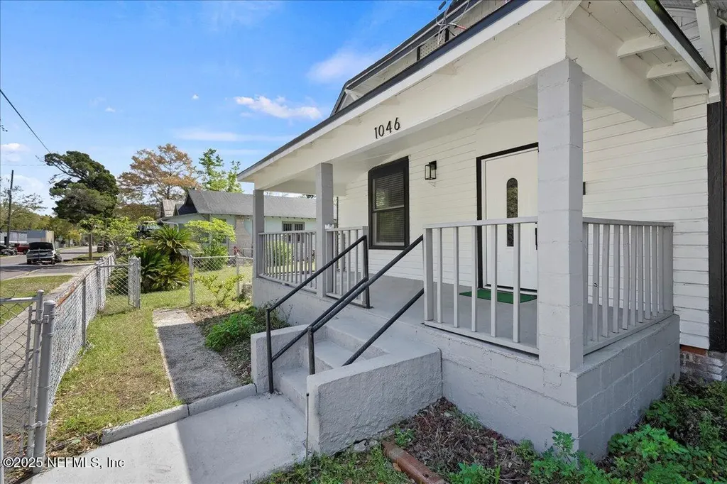 1046 E 13th Street Jacksonville FL 32206
