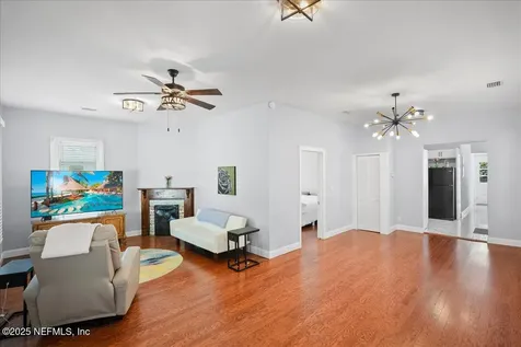 1046 E 13th Street Jacksonville FL 32206