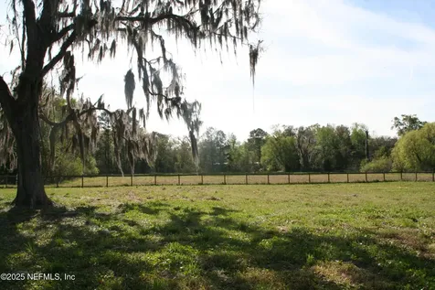 45740 Pickett Street Callahan FL 32011