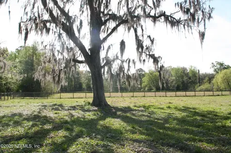 45740 Pickett Street Callahan FL 32011