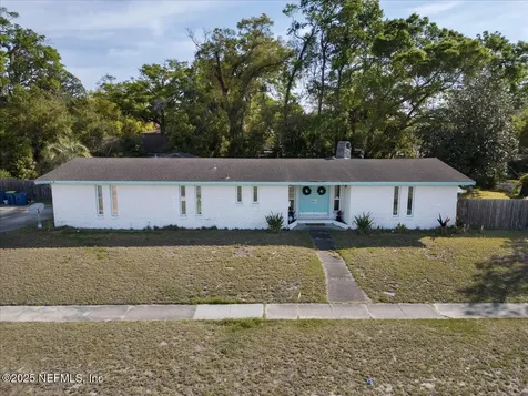 1669 Townsend Boulevard Jacksonville FL 32211