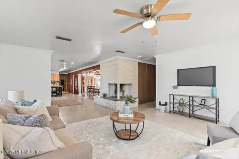 1669 Townsend Boulevard Jacksonville FL 32211